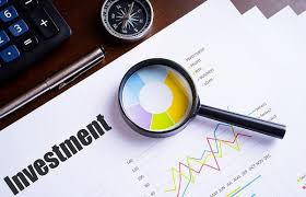 Investitorii români își pierd încrederea în economie. Veniturile și nivelul de trai provoacă tot mai multe temeri