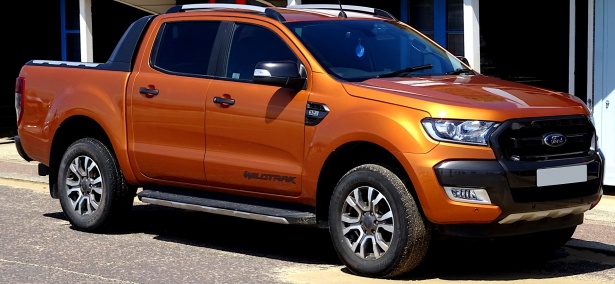 Ford pierde vânzări pe fondul livrărilor limitate. 100.000 de unități F-150 n-au mai fost produse