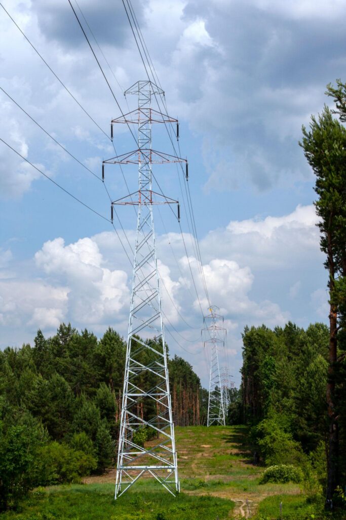 Linia de înaltă tensiune Suceava-Bălți devine proiect de importanță națională. Investiția este estimată la peste 414 milioane de lei