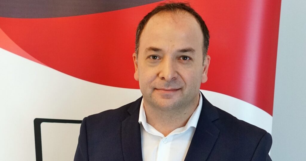 Consecințele economice ale crizei politice actuale. Adrian Negrescu: „Este o lovitură directă pentru dezvoltarea economică a țării”