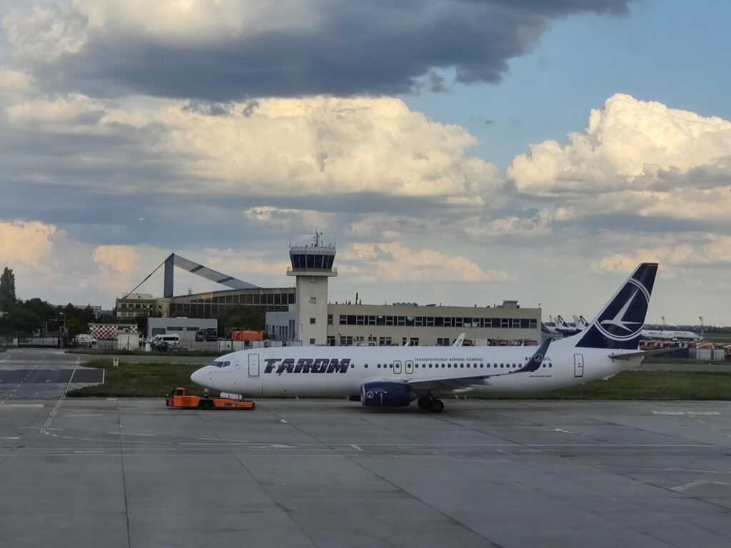 Tarom nu a respectat planul de redresare aprobat de Comisia Europeană. Compania a pierdut 186 de milioane de lei