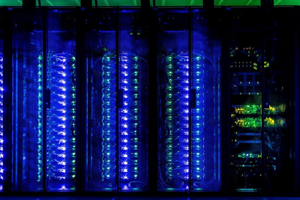 Maguay Computers va furniza echipamente pentru Cloud-ul Guvernamental. Contractul cu STS valorează 80,69 milioane lei 
