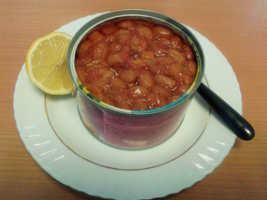 „Baked Beans Can”, un indicator economic relevant pentru Marea Britanie. De ce cresc vânzările de conserve de fasole coaptă în vremurile dificile