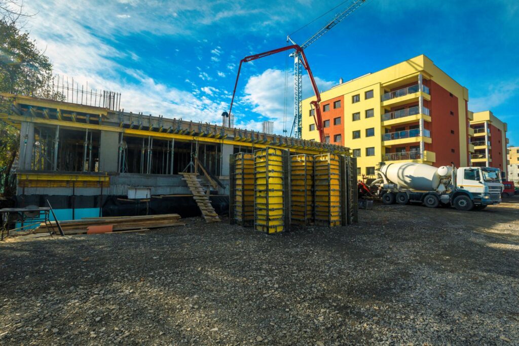 România avansează în topul Uniunii Europene la construcții. Volumul lucrărilor crescut cu  9,4% 
