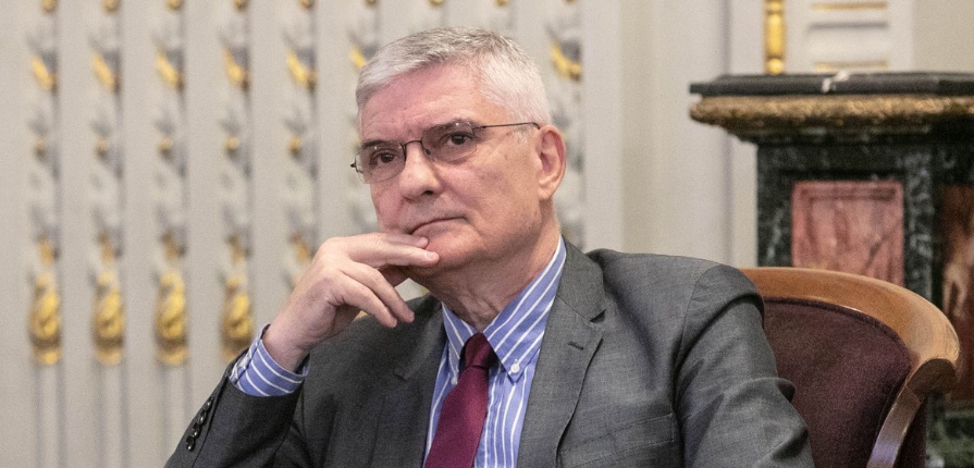 Dăianu avertizează asupra scenariului negru pentru România. Nu cursul valutar este principala problemă