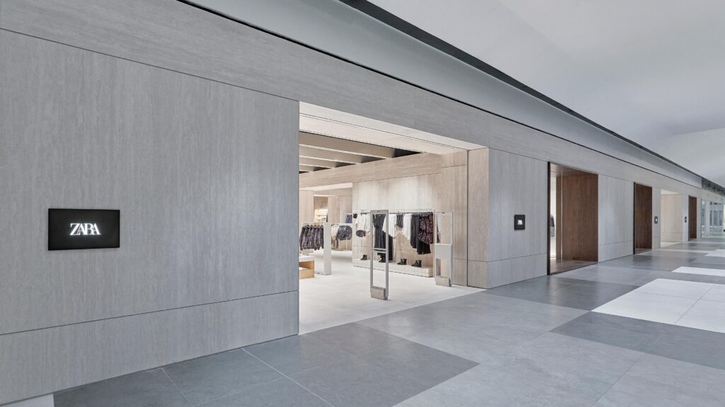 Zara scade sub 1.500 de magazine după 15 ani. Strategia Martei Ortega schimbă modelul Inditex