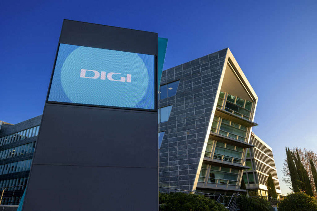 Digi a stabilit oferta pentru listarea filialei din Spania. IPO-ul ar aduce o evaluare de 1,66 miliarde de euro 
