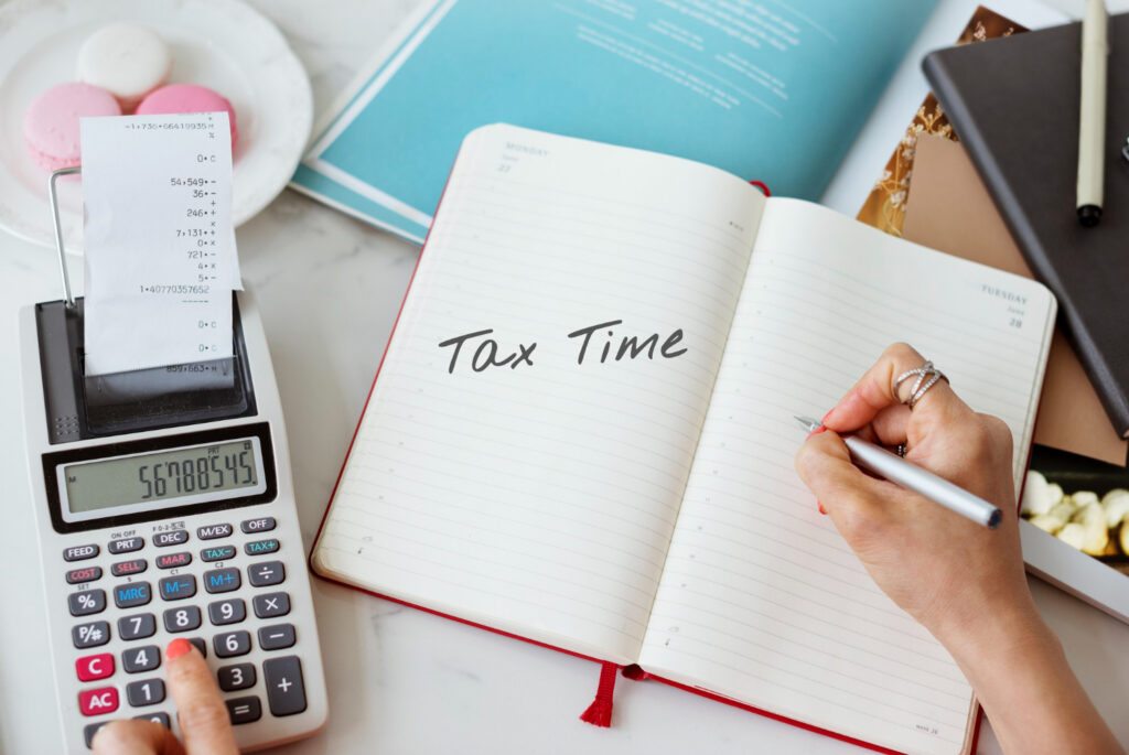Ce se întâmplă cu taxele tale. Unde ajung banii plătiți statului și cum sunt cheltuiți